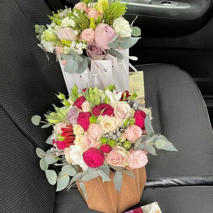 Аквабокс (коробка-ваза) для квітів білий