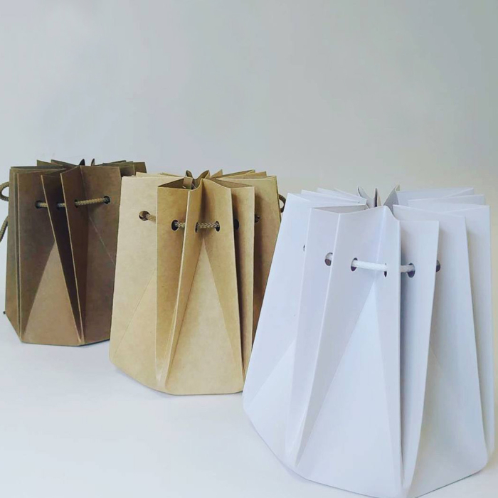 Аквабокс (коробка-ваза) для квітів крафтовий