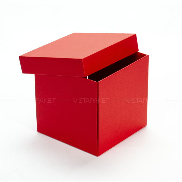 Подарункова картонна коробка червона