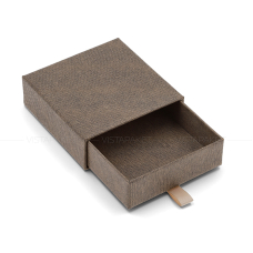 Коробка 9 x 9 x 3 см  коричнева