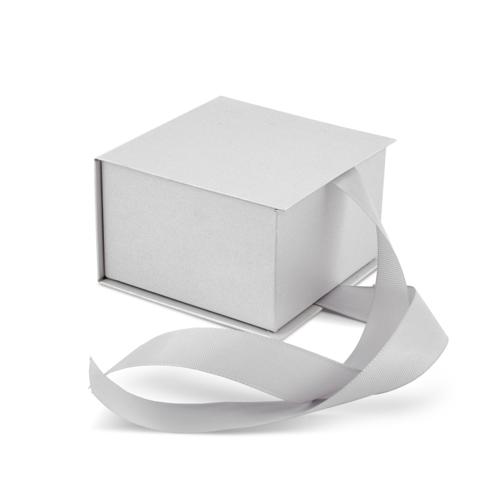 Подарункова ювелірна коробка срібна