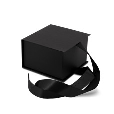 Коробка 12 x 12 x 7,5 см чорна
