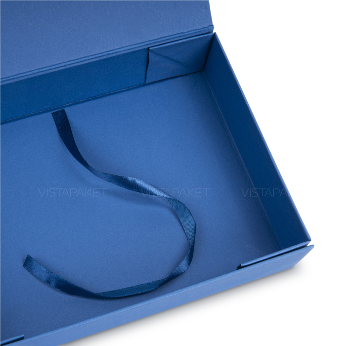 Подарункова коробка з палітурного картону синя