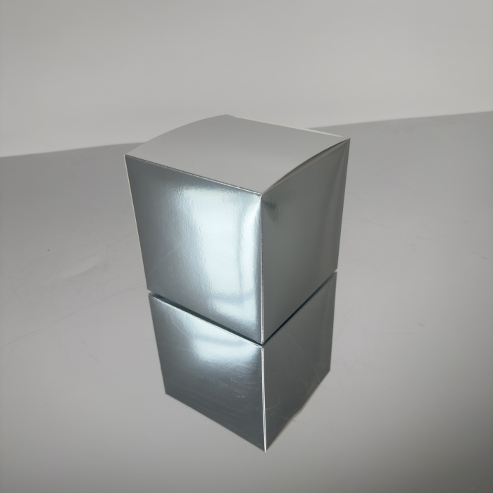 Подарункова коробка