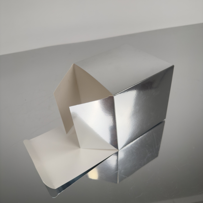 Подарункова коробка