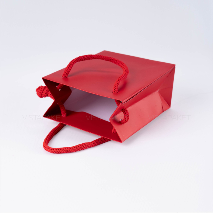 Пакет паперовий червоний 9х12х5 см