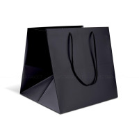 Пакет паперовий 30х30х29 см чорний з великим дном